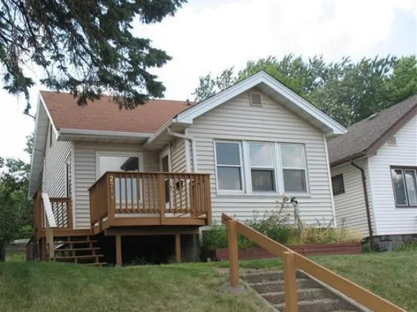 2719 W 9th St, Duluth, MN 55806