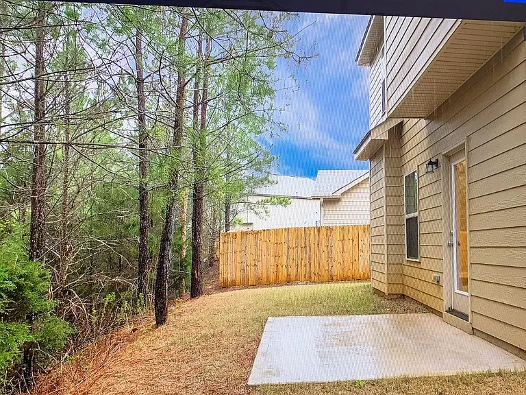 517 Kirkland Dr — Photo 10