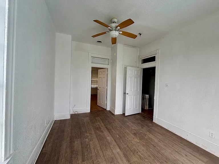 3410 Sealy St — Photo 16