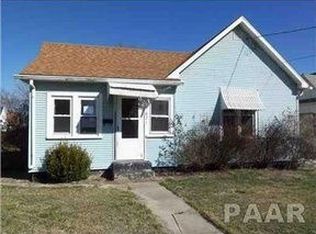 621 E Ash St, Canton, IL 61520