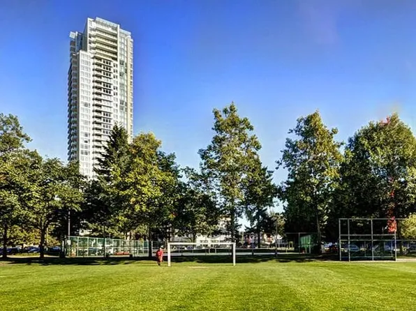 4880 Bennett St, Burnaby, BC