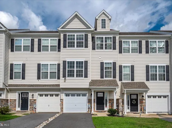 1353 Carrick Ct, Middletown, DE 19709