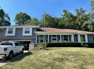 6717 Northwest Dr, Windsor Heights, IA 50324