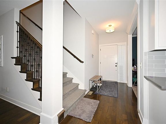 5th image of 5304 NW 93rd St