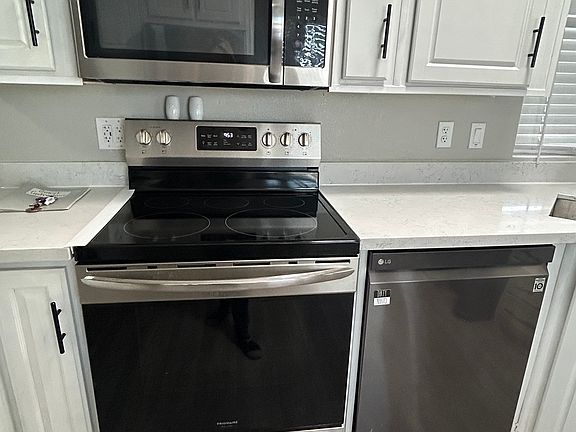 3rd image of 4700 E Main St #1727