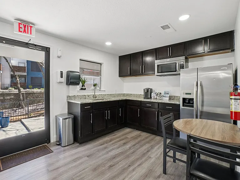 Don't Miss Out Biltmore Homes Leasing Fast — Photo 124