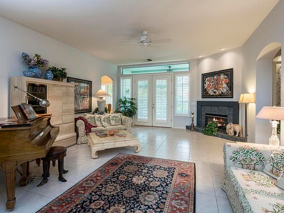 Great Room & Fireplace