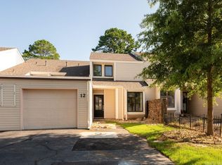 12 Fairway Woods Cir, Maumelle, AR 72113