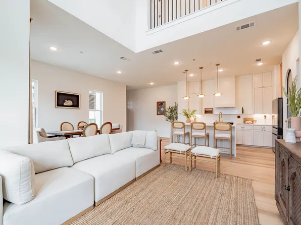 2020 Portofino Dr, Rockwall, TX 75032