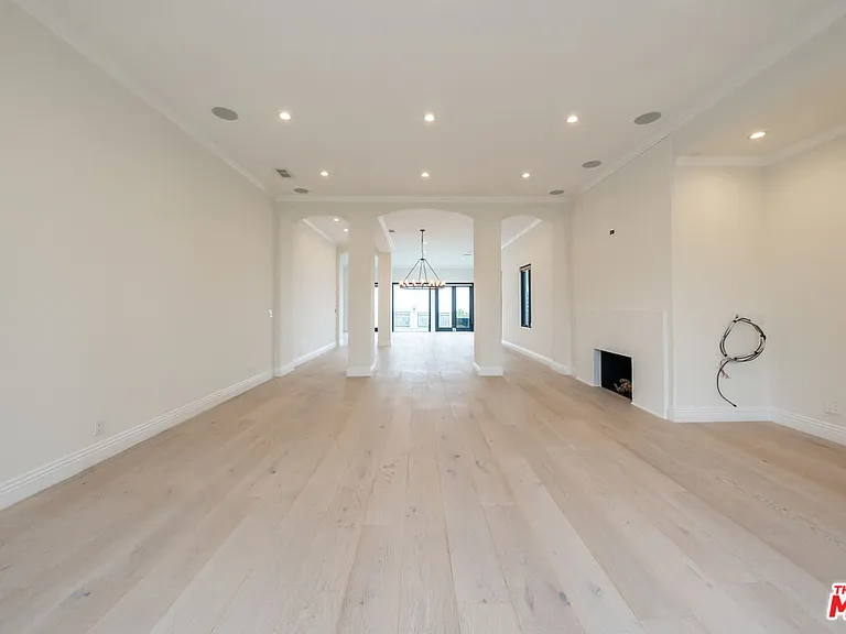 4576 Martson Dr — Photo 12