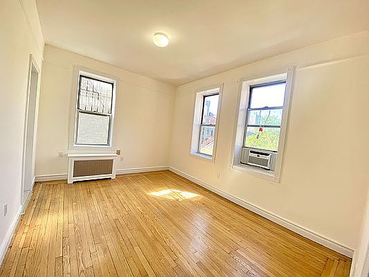 3rd image of 621 9th Ave #6X