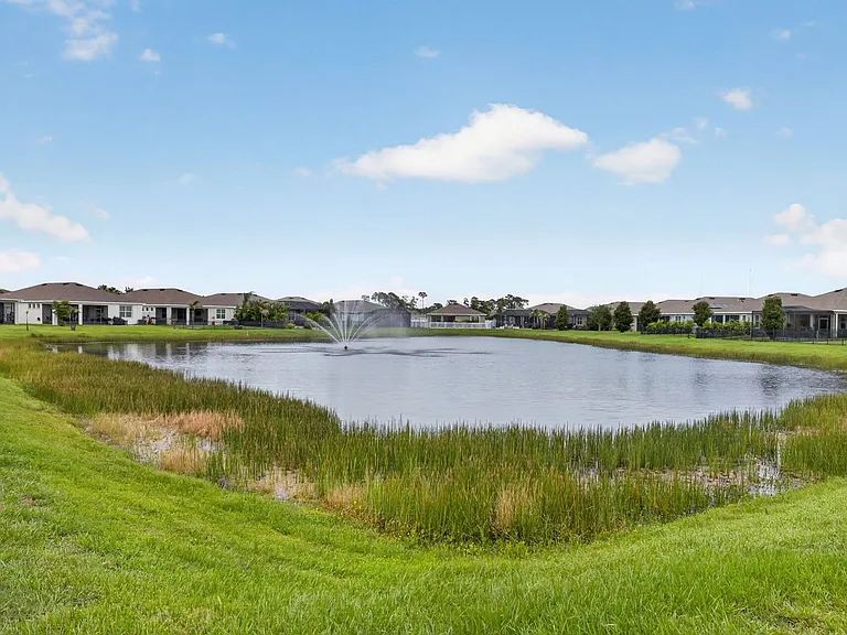 13204 Waterleaf Garden Cir — Photo 36