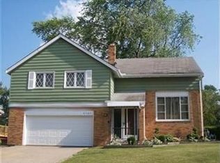 6507 Hollywood Dr, Parma, OH 44129