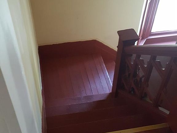 4th image of 609 McDonough St #2