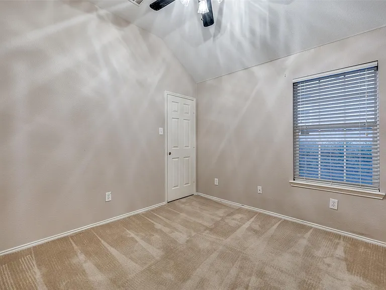 6752 Longhorn Trl — Photo 8
