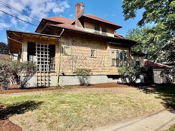 3rd image of 38 Raleigh Rd