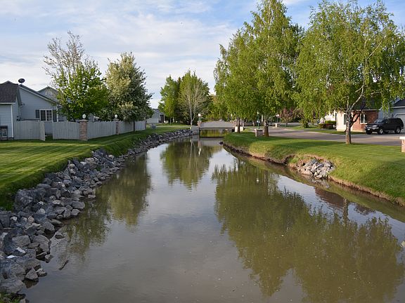 4th image of 3074 Thayer Brg
