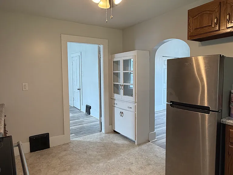 258 Saint Andrews Ave — Photo 7
