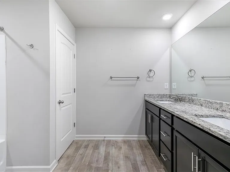 6426 Beaver Creek Trl — Photo 11