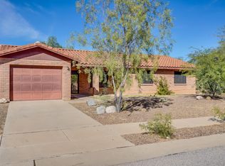 7586 W Tenderfoot Dr, Tucson, AZ 85757