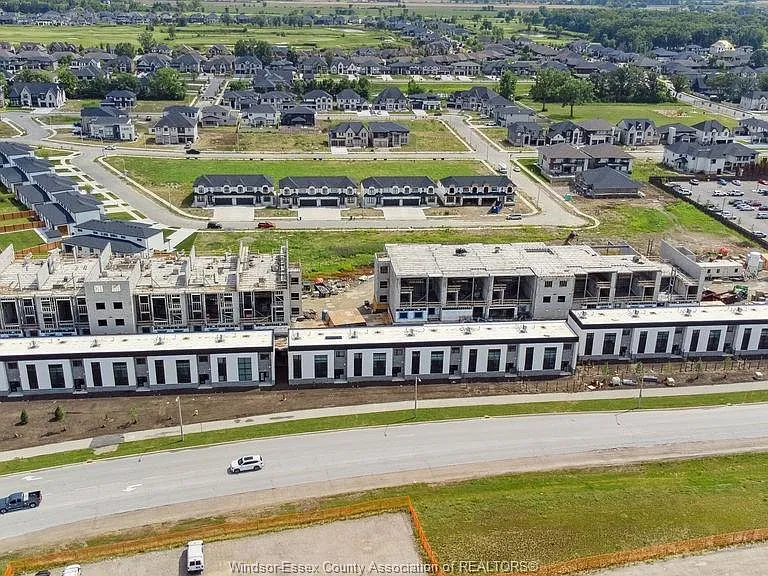 4300 Laurier Pkwy #222 — Photo 3