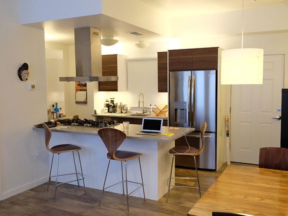 3rd image of 228 E 500 S APT 102