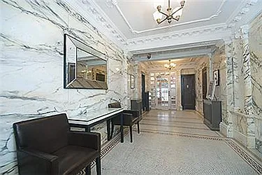 Rented by Barkoff Residential 