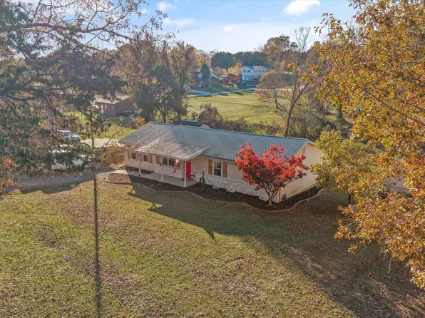 1909 Lawnville Rd, Kingston, TN 37763