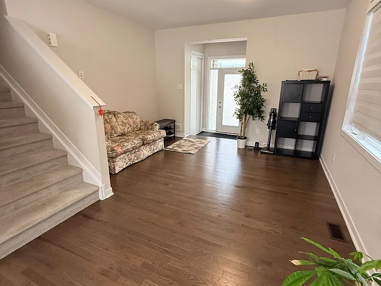 208 Falsetto St — Photo 9