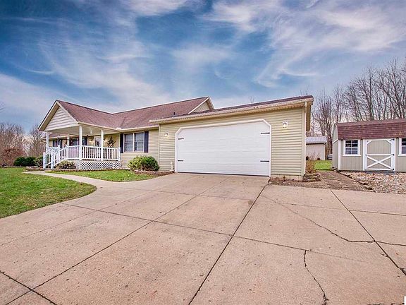 2nd image of 2247 Apple Valley Dr