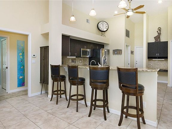 5th image of 6801 Idlewild St