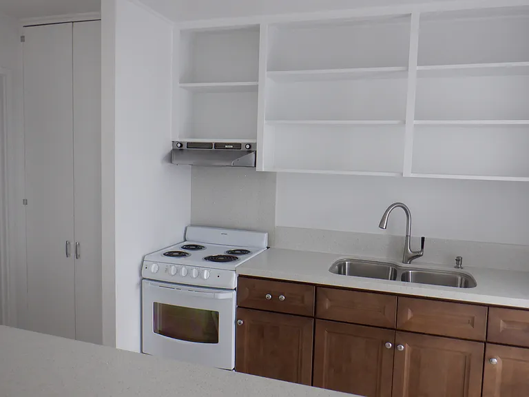 963 Kilauea Ave #201 — Photo 6