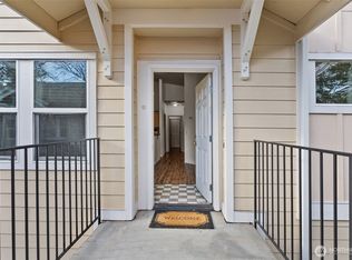 8023 Custer Rd #B6, Lakewood, WA 98499