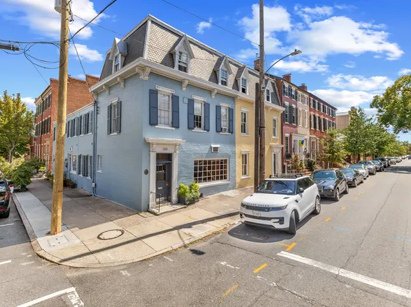 200 S Pitt St #2, Alexandria, VA 22314