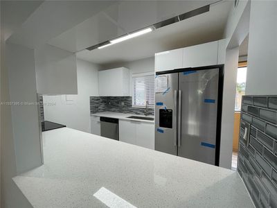 151 Lakeview Dr APT 202, Weston, FL, 33326