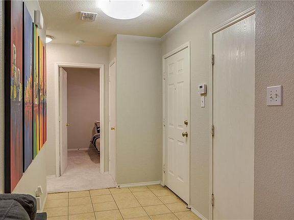 3rd image of 5623 Goldeneye Ln