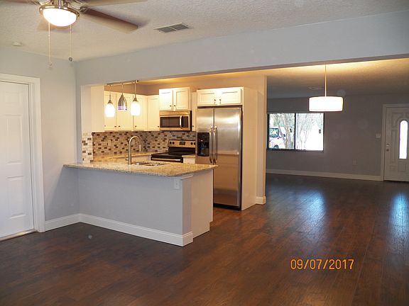 2nd image of 16809 Orange Ave