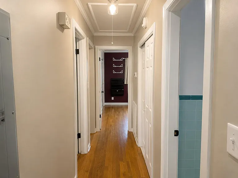 902 Endicott St — Photo 13