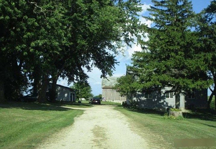 2nd image of 63492 County Road 7