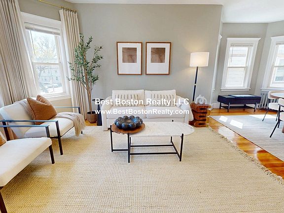 3rd image of 3943 Washington St Floor 2