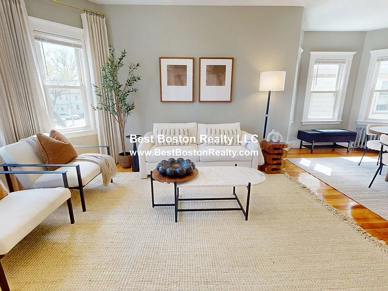 3942 Washington St #2 — Photo 3