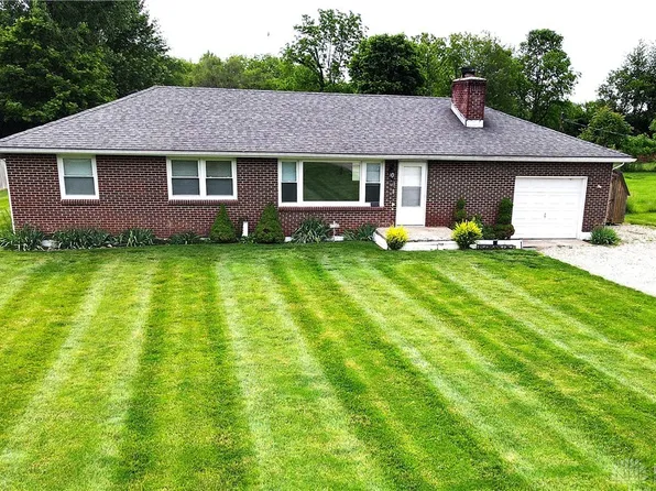 8164 Dayton Springfield Rd, Fairborn, OH 45324