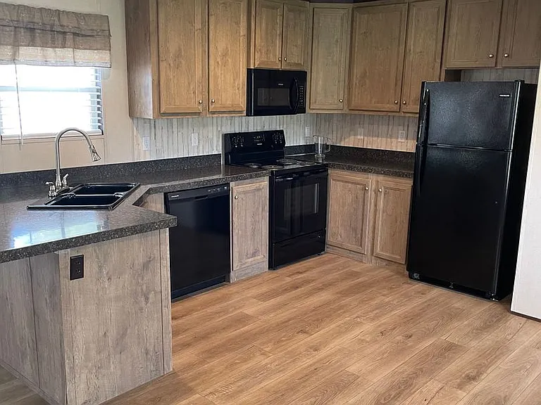 1007 Alexandria Rd SW #78 — Photo 2