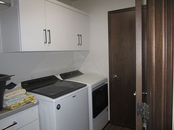 5th image of 449 16th Dr #2