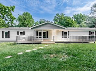 790 English Ave, Austin, IN 47102