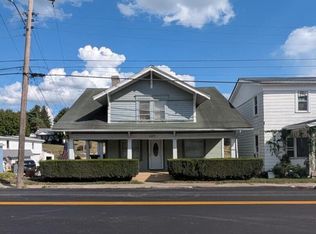 329 S Chestnut St, Barnesville, OH 43713