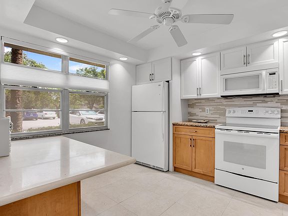 2nd image of 3303 Aruba Way #M1