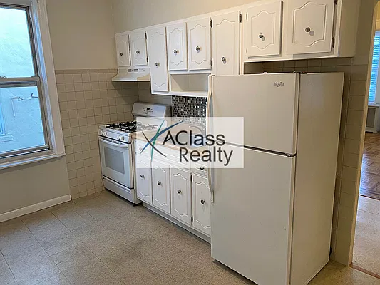 Rented by A Class Realty International | media 8
