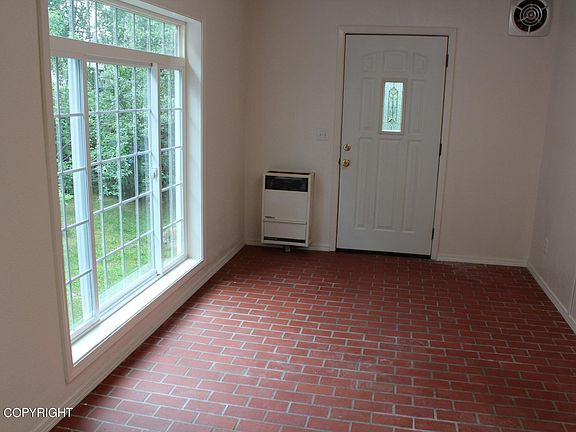3rd image of 19328 Wildwood Dr