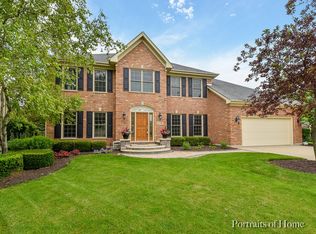 1098 Belter Dr, Wheaton, IL 60189